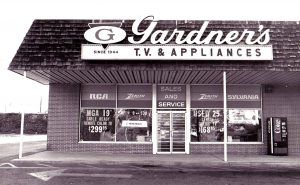 Gardner's TV & Applieances circa 1944