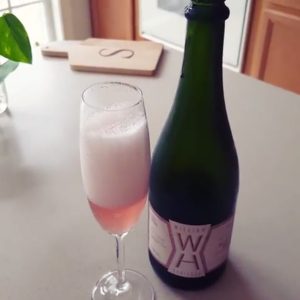Pét-nat sparkling rose